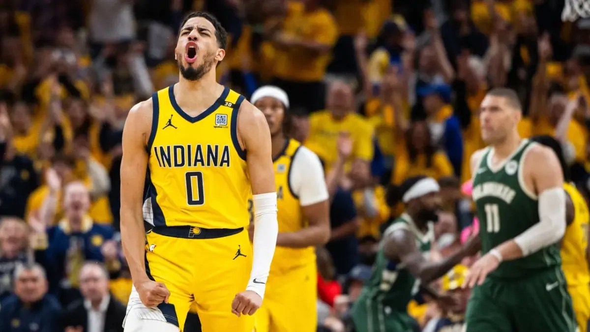 Indiana Pacers Can't 'Play With Food' as Giannis Antetokounmpo, Damian  Lillard Returns Loom - Playoff Preview - Athlon Sports