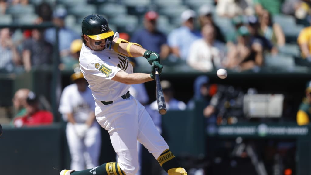 Jacob Wilson extends his hitting streak to 13 games